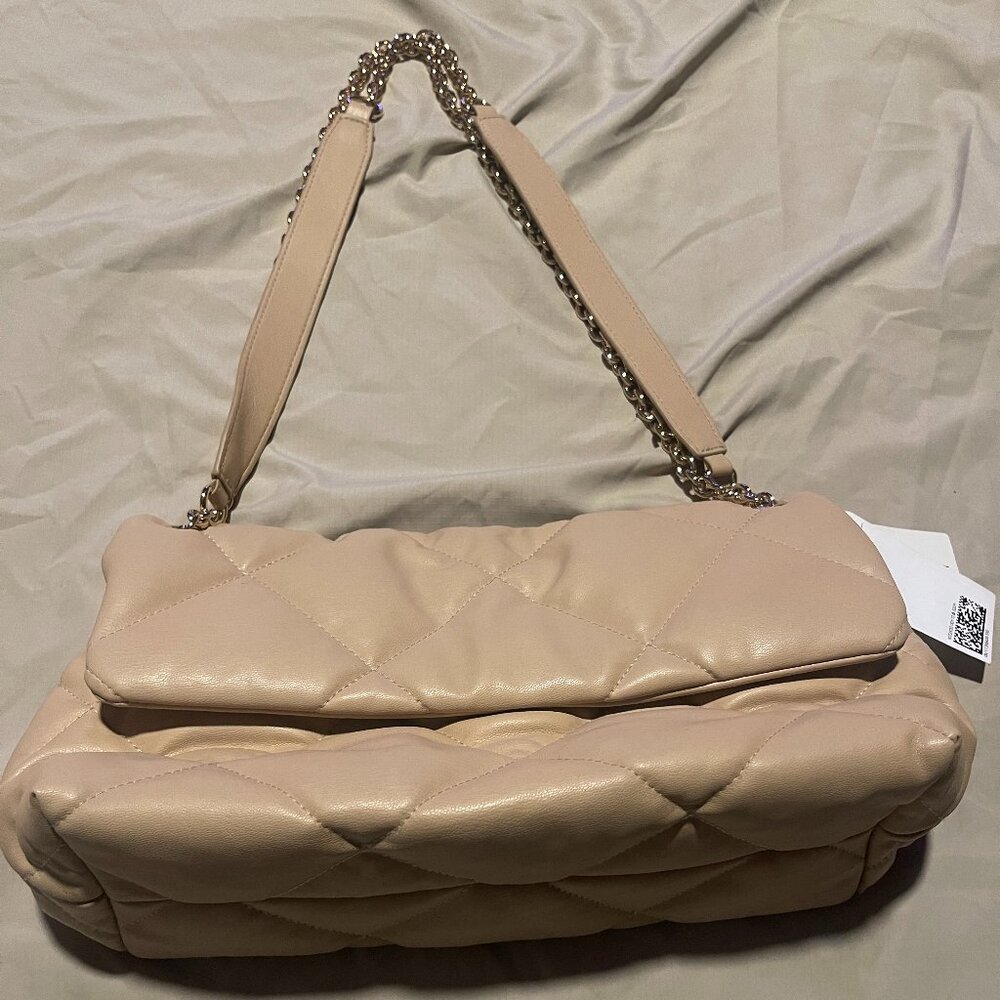 H&M Tan Flap Handbag – Snap Closure, Stylish & Versatile